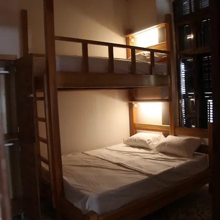 Hostel Fi