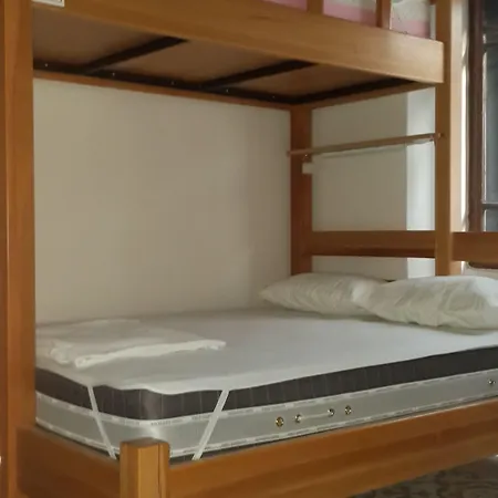 Hostel Fi