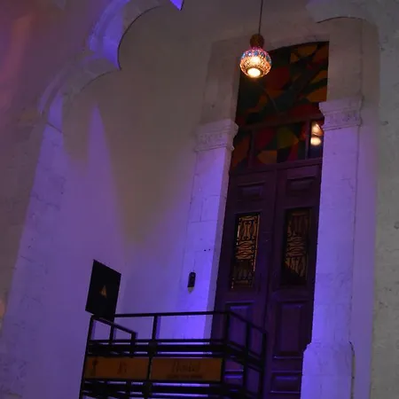 Hostel Fi