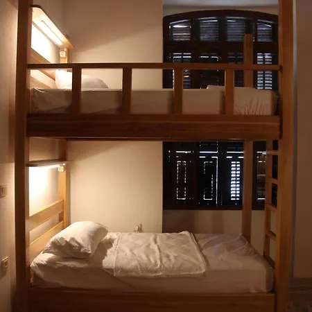 Hostel Fi Harbiye