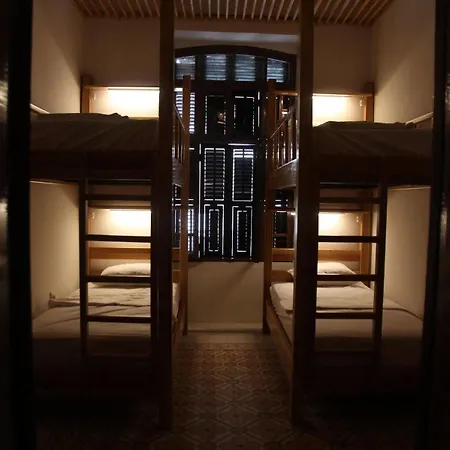 Fi Hostel
